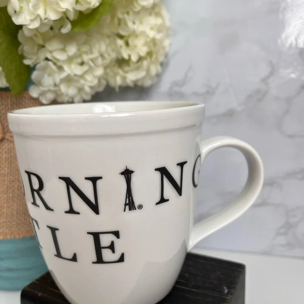 Like New GOOD MORNING SEATTLE Space Needle Coffee Mug White/Embossed Letters - Picture 4 of 7